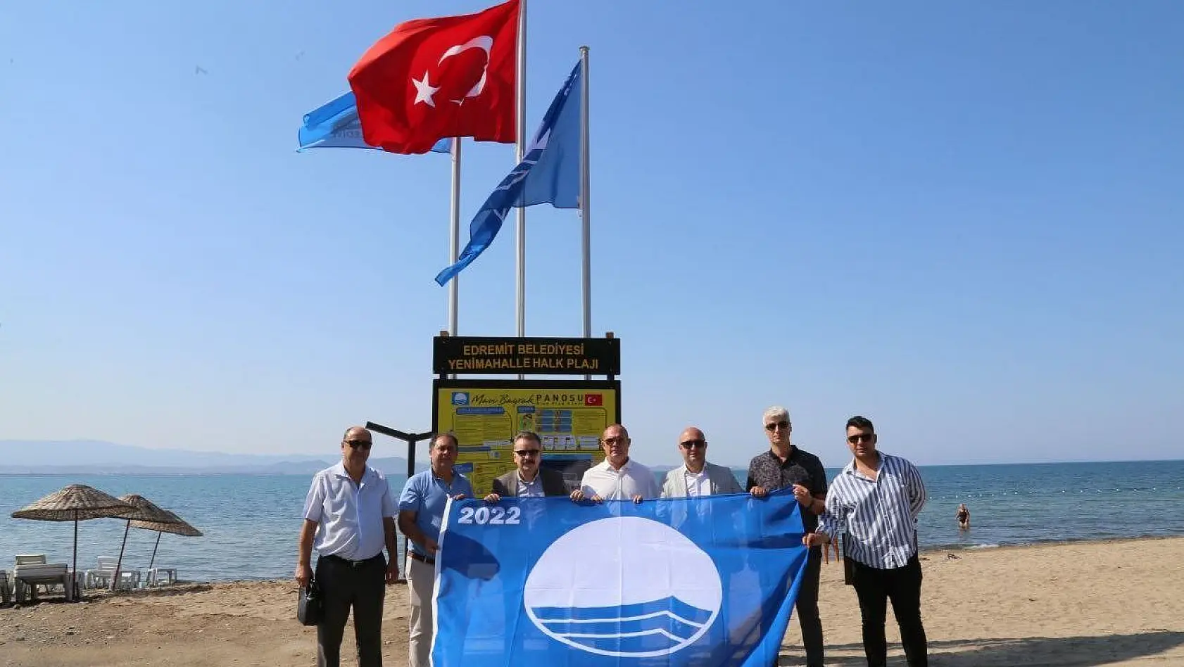 Akçay Yeni Mahalle Plajı'na Mavi Bayrak