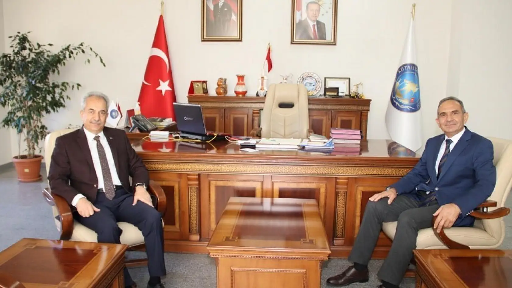 Akşehir Belediye Başkanı Salih Akkaya Kütahya'da