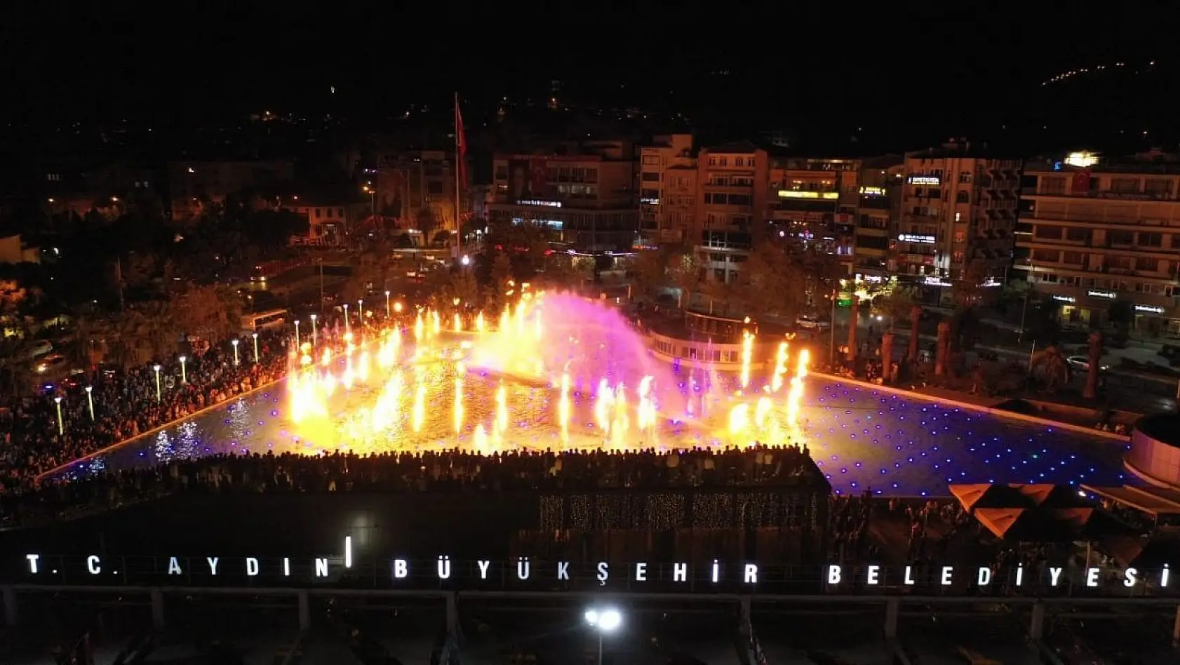 Aydın Büyükşehir Belediyesi Cumhuriyet Bayramı'nı coşkuyla kutladı
