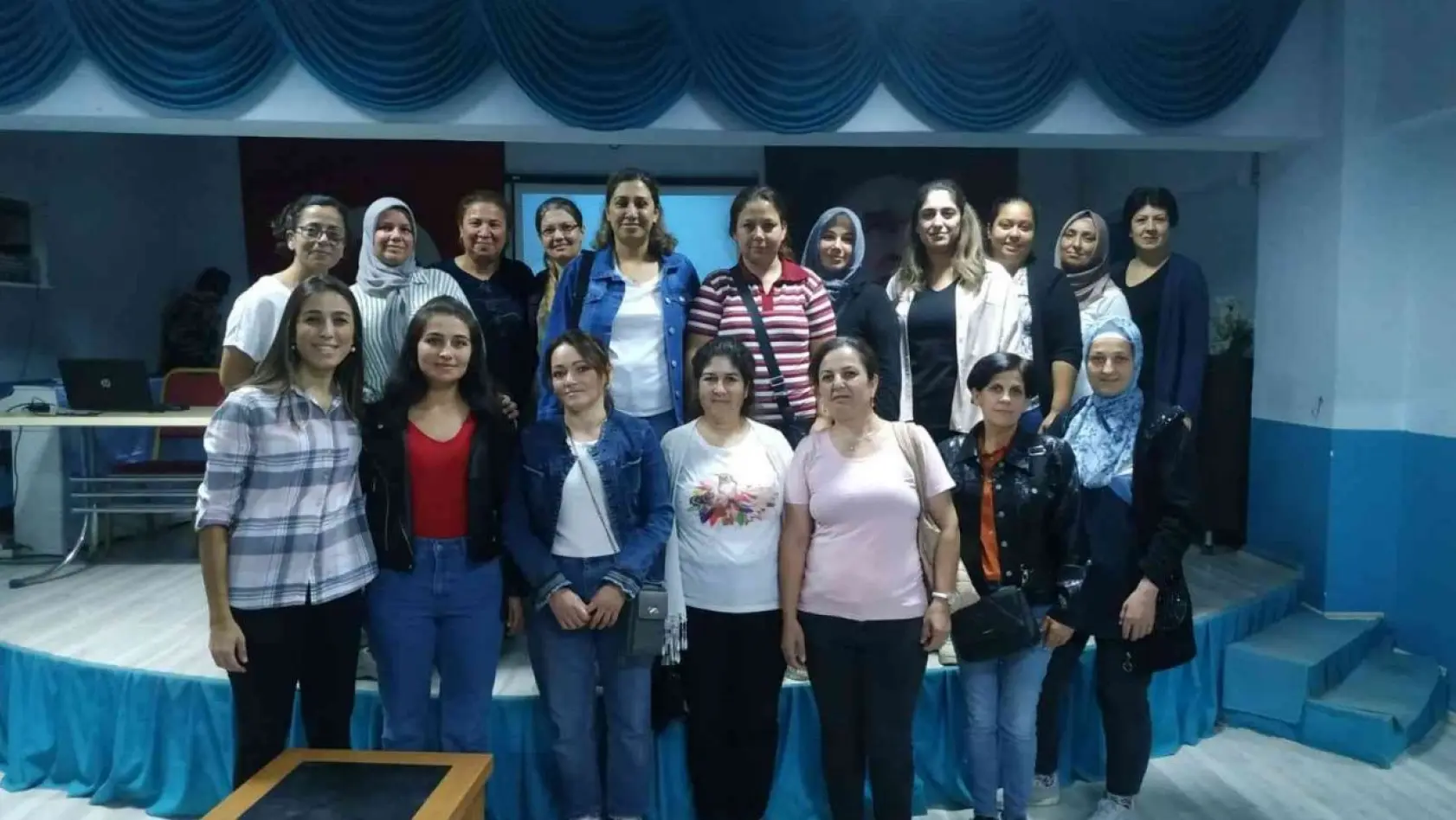 Aydın'da Aile Okulu Eğitimleri 17 ilçede devam ediyor