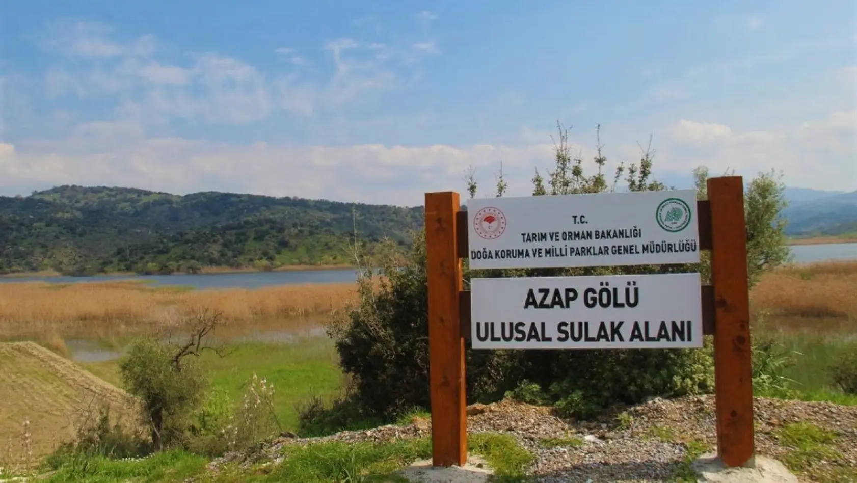 Aydın'da doğaseverler Azap Gölü'ne dikkat çekti