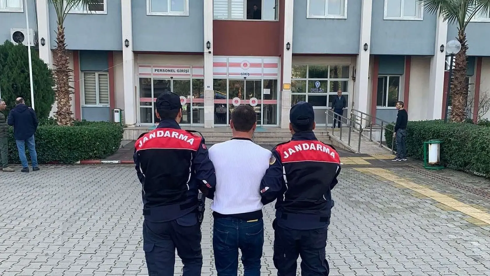 Aydın'da Jandarma suçlulara göz açtırmıyor