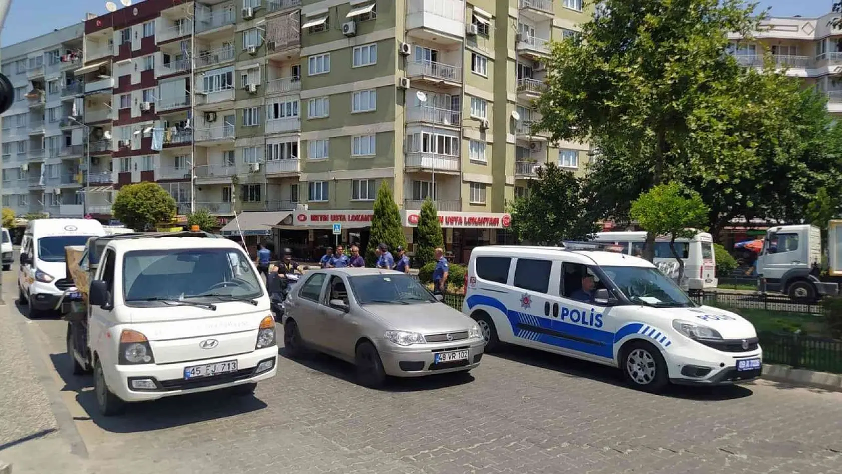 Aydın'da şoförler bıçaklı kavgaya tutuştu: 1'i ağır 2 yaralı