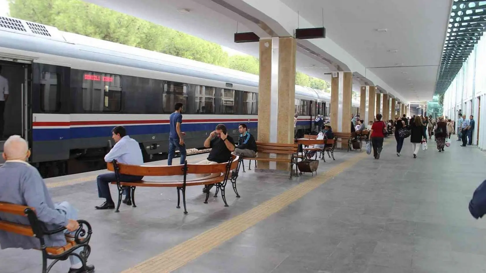 Aydın'da tren ücretleri zamlandı