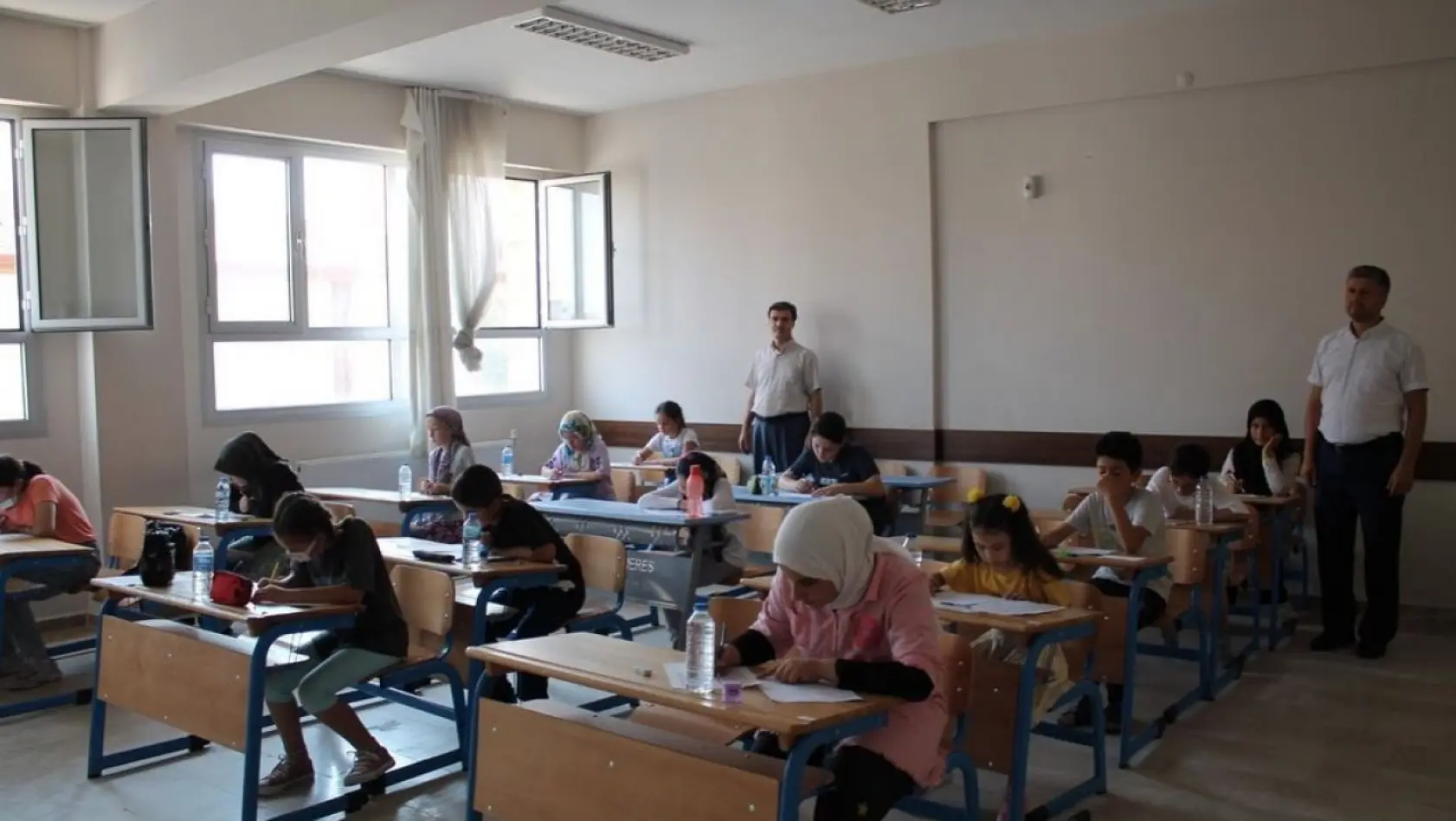 Aydın'da Yaz Kur'an Kursu öğrencileri bilgide yarıştı