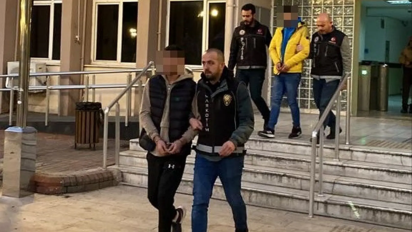 Aydın'da yeni yıl öncesi narkotik operasyonu: 2 tutuklama