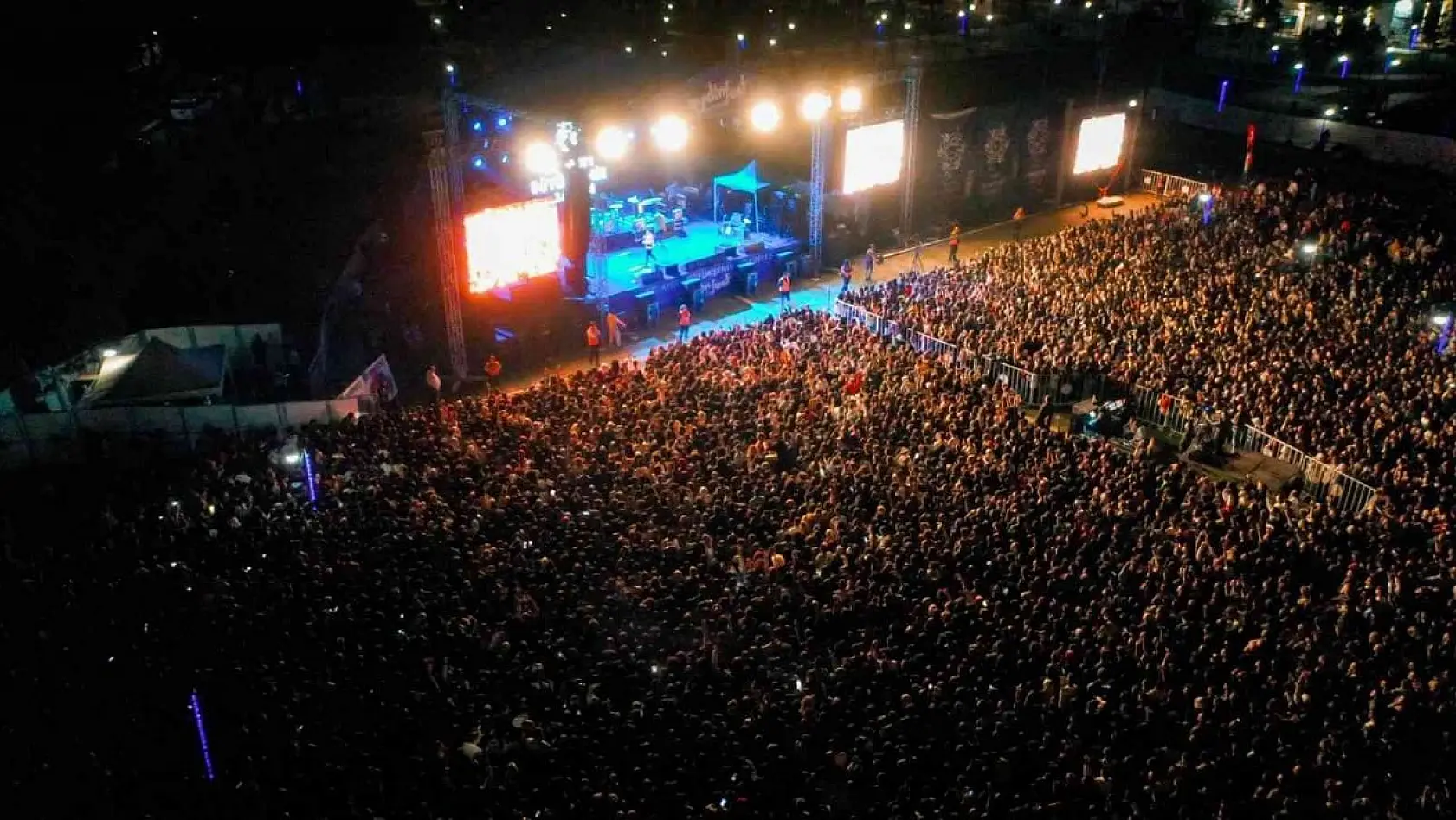 Aydın'daki festivale vatandaşlar yoğun ilgi gösteriyor