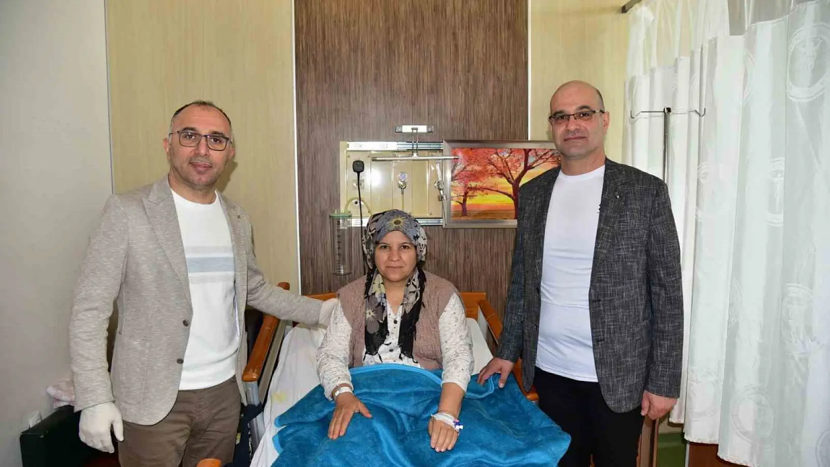 Balıkesir'de iki hastaya meme koruyucu cerrahi ameliyat