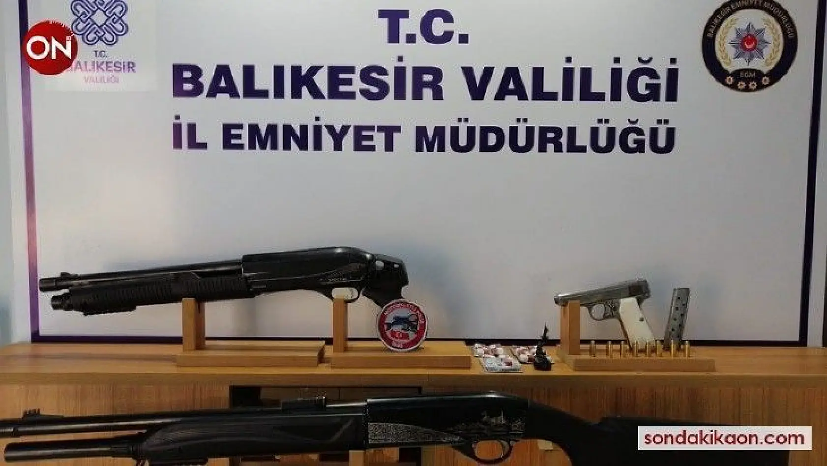 Balıkesir'de polis 24 aranan şahsı yakaladı