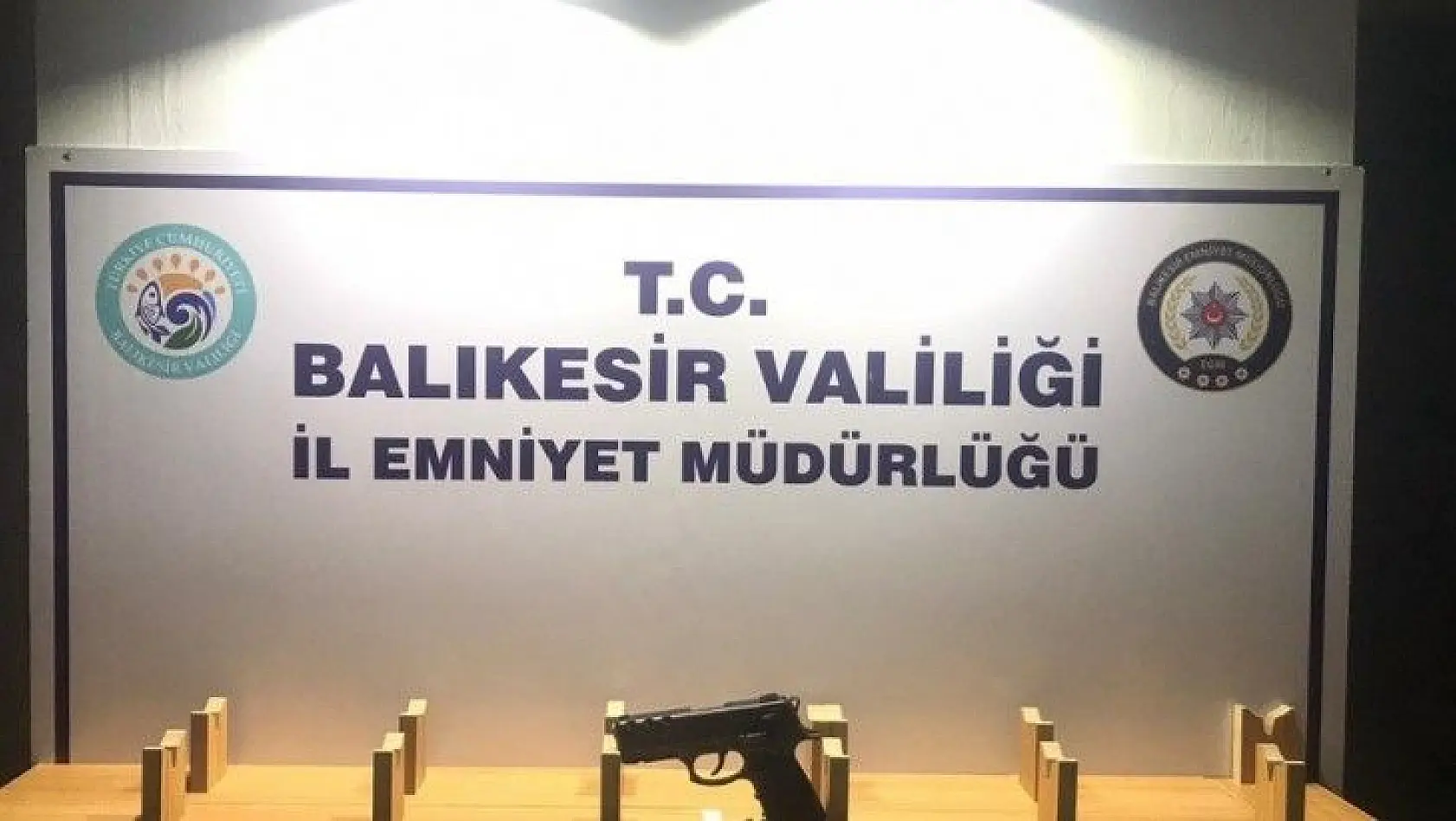 Balıkesir'de polis son 1 haftada 111 aranan şahsı yakaladı