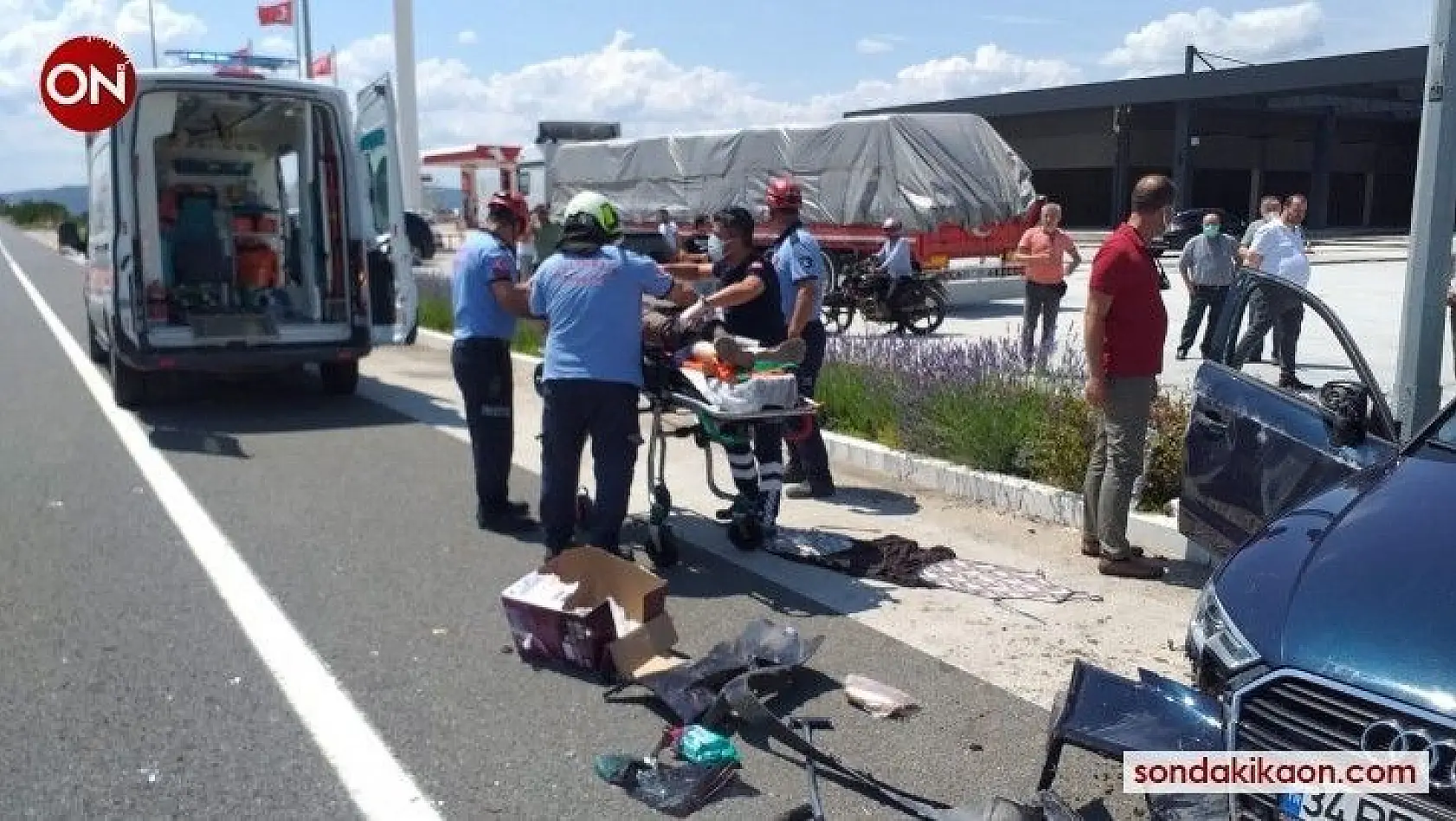 Balıkesir Gökçeyazı'da zincirleme trafik kazası: 1 ölü, 5 yaralı