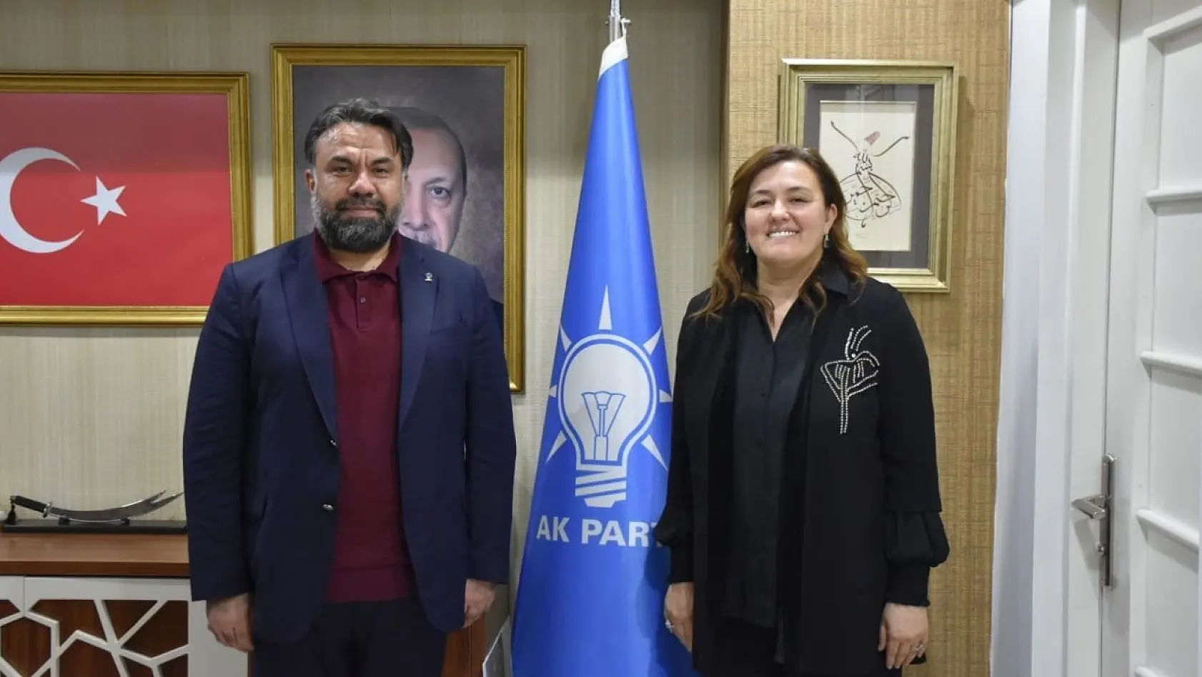 Balıkesir'in ilk kadın daire başkanı Elvan Bahar Göktepe, milletvekili adaylığı için istifa etti