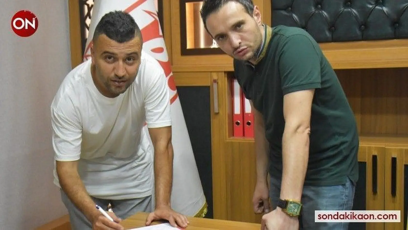 Balıkesirspor'da imzalar devam ediyor: