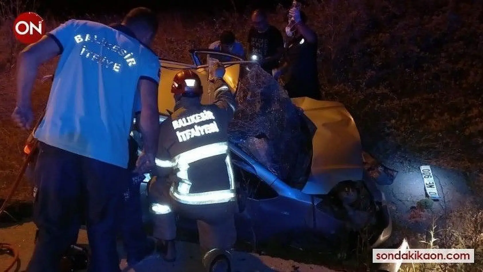 Bandırma'da iki araç çarpıştı : 5 yaralı