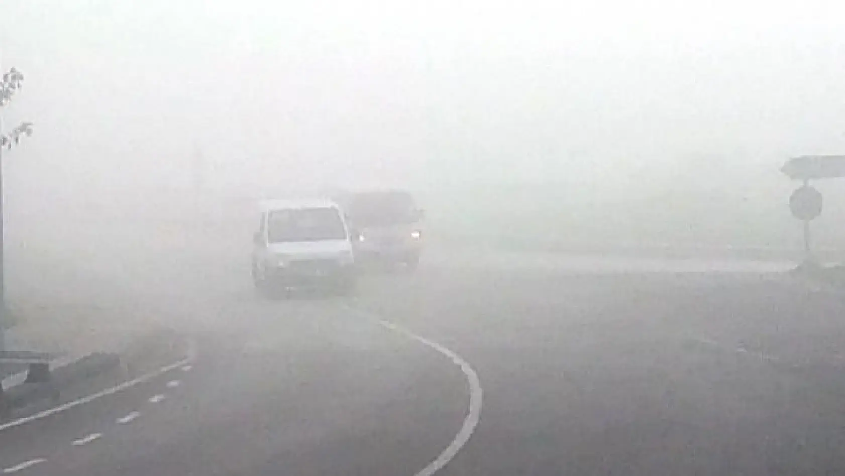 Bandırma'da sis etkili oluyor
