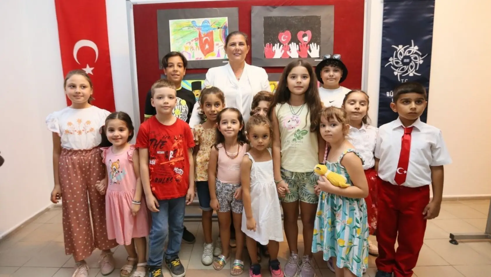 Başkan Çerçioğlu, 'Zafer Bayramı' temalı serginin açılışını yaptı