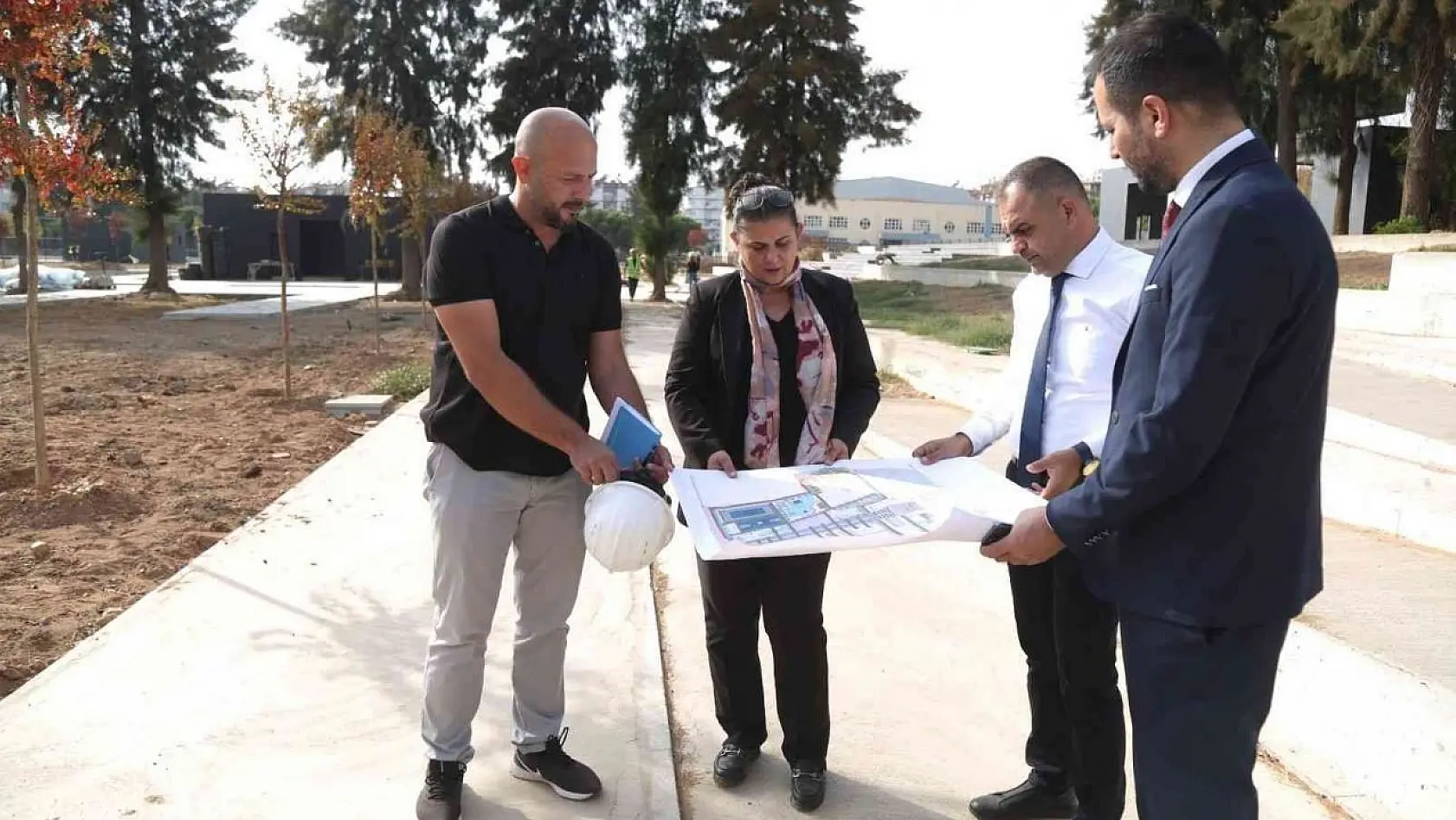Başkan Çerçioğlu, Mimar Sinan Parkı'ndaki çalışmaları yerinde inceledi