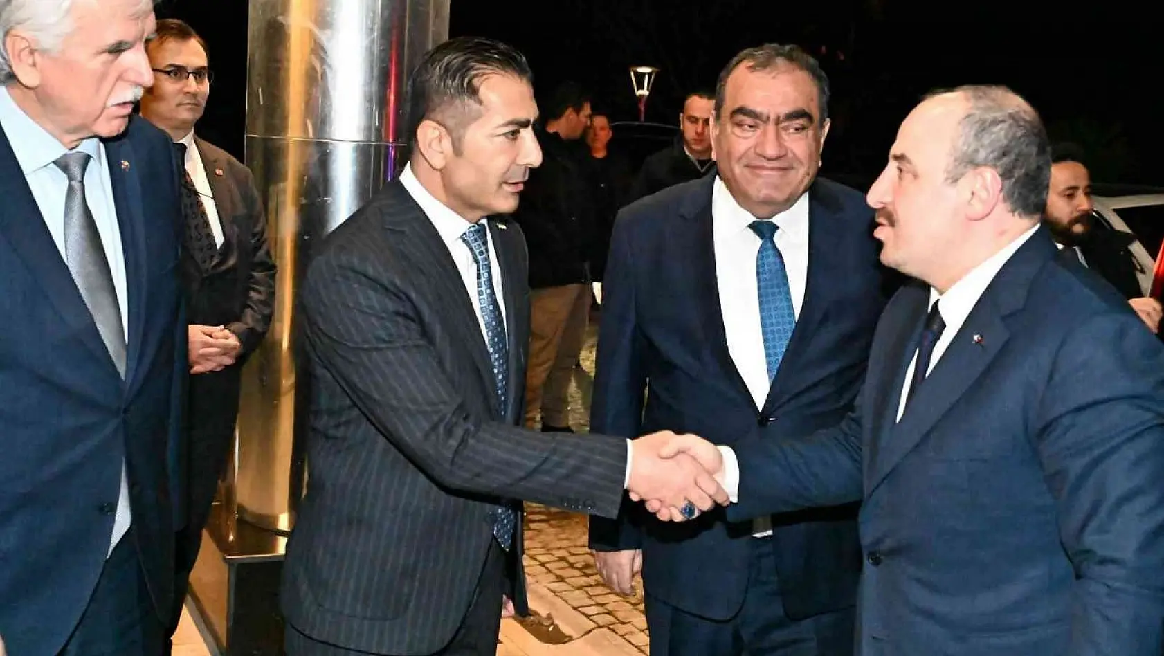 Başkan Erdoğan, Denizli iş dünyasını Bakan ile buluşturdu