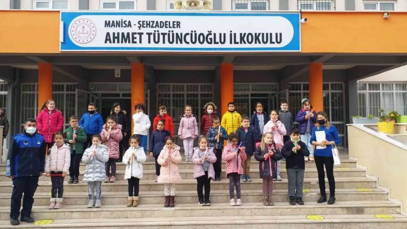 Başkan Ergün'ün duygu dolu mektupları öğretmenlere ulaştırıldı