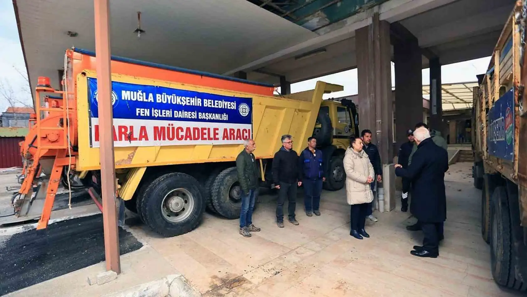 Başkan Gürün'e karla mücadele ekiplerinden bilgi aldı