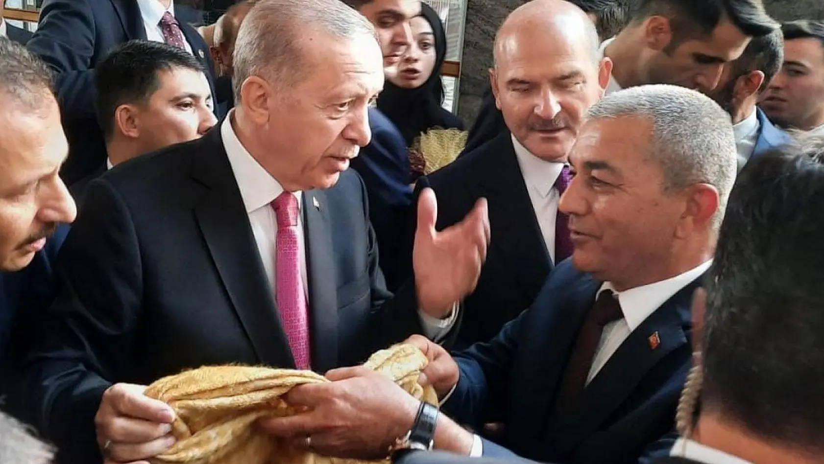 Başkan Kaplan, muhtarla Ankara'ya çıkarma yaptı
