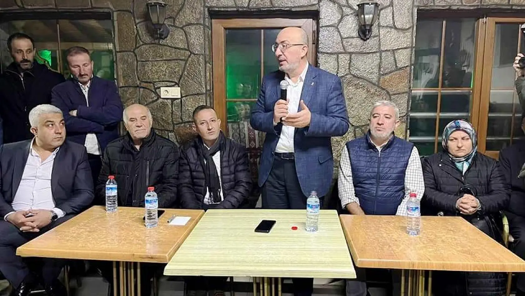 Başkan Önsay, Hisarcık Dereköy'de vatandaşlarla buluştu