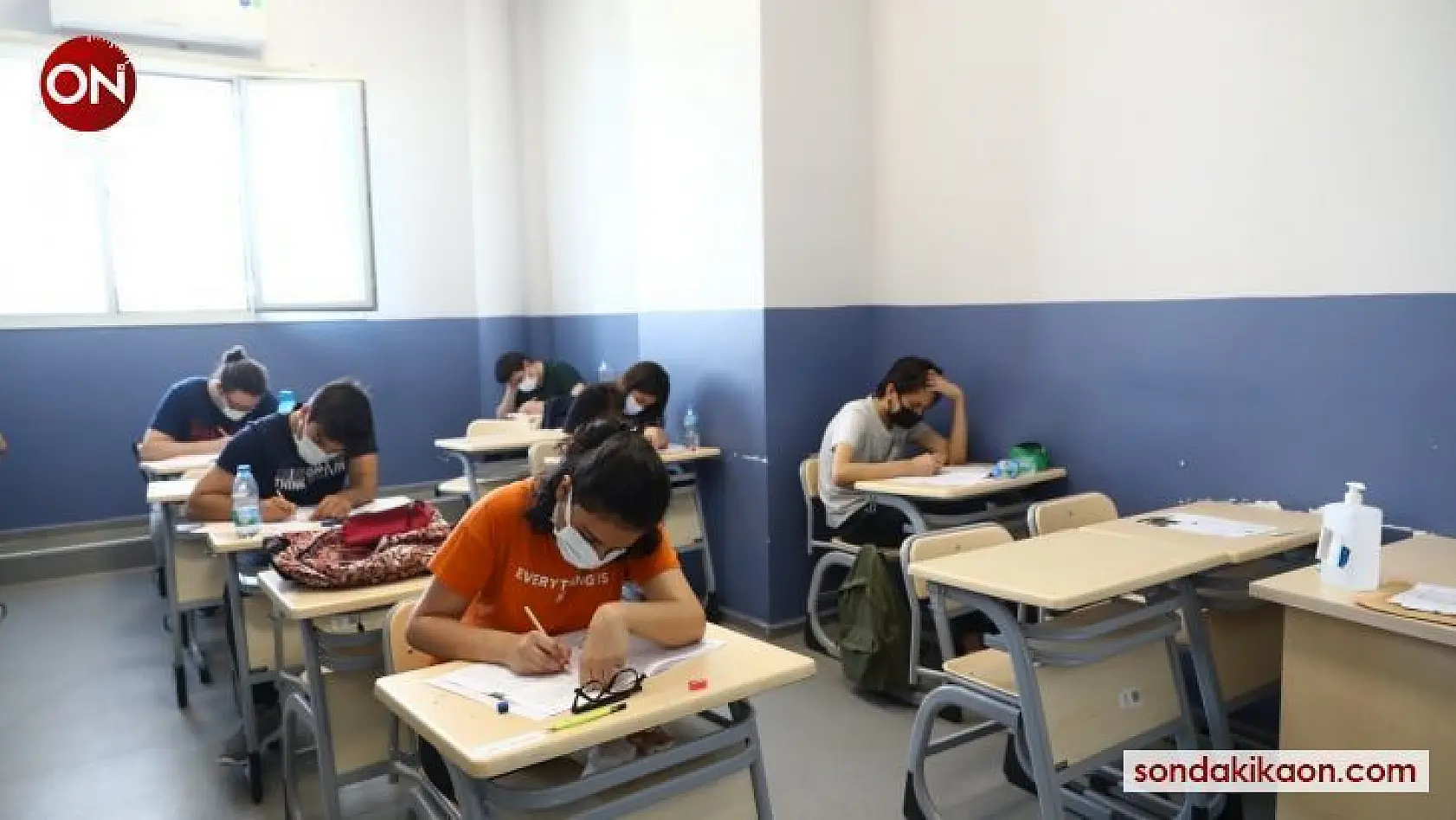 Bayraklı Belediyesinden öğrencilere deneme sınavı