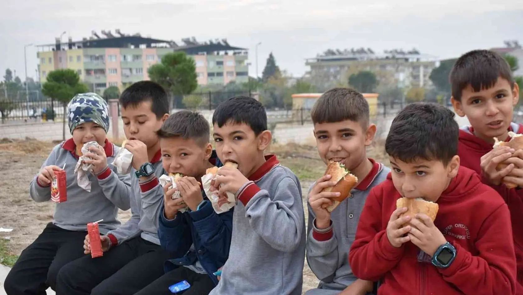 Buharkent'te öğrencilere balık tüketiminin önemi anlatıldı