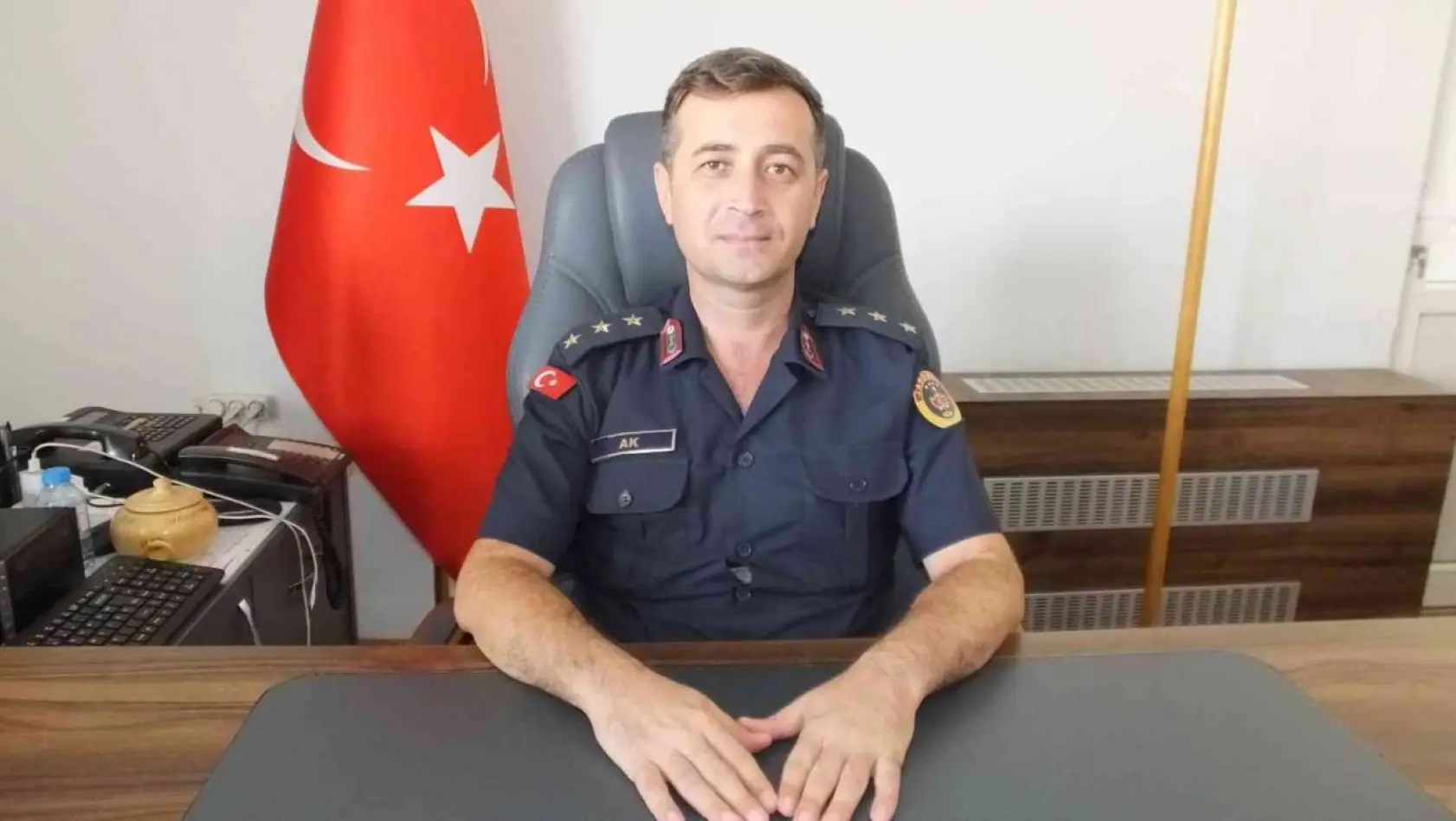 Burhaniye'de Jandarma Komutanı Ak görevine başladı