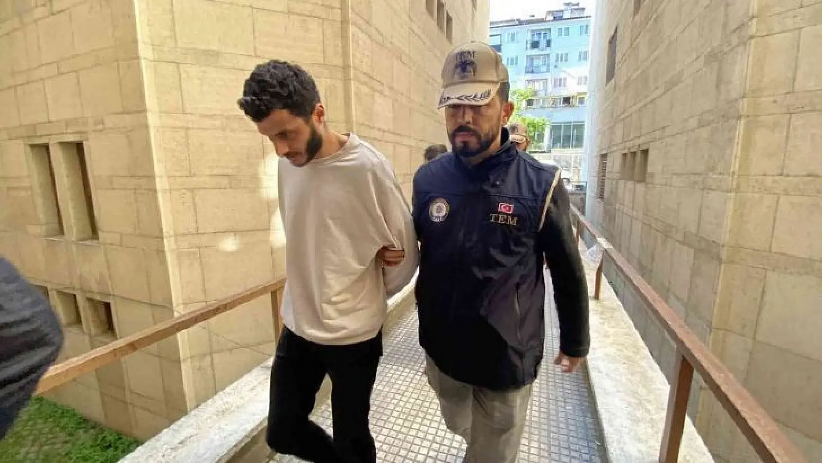 Bursa'da 3 DEAŞ bombacısı tutuklandı