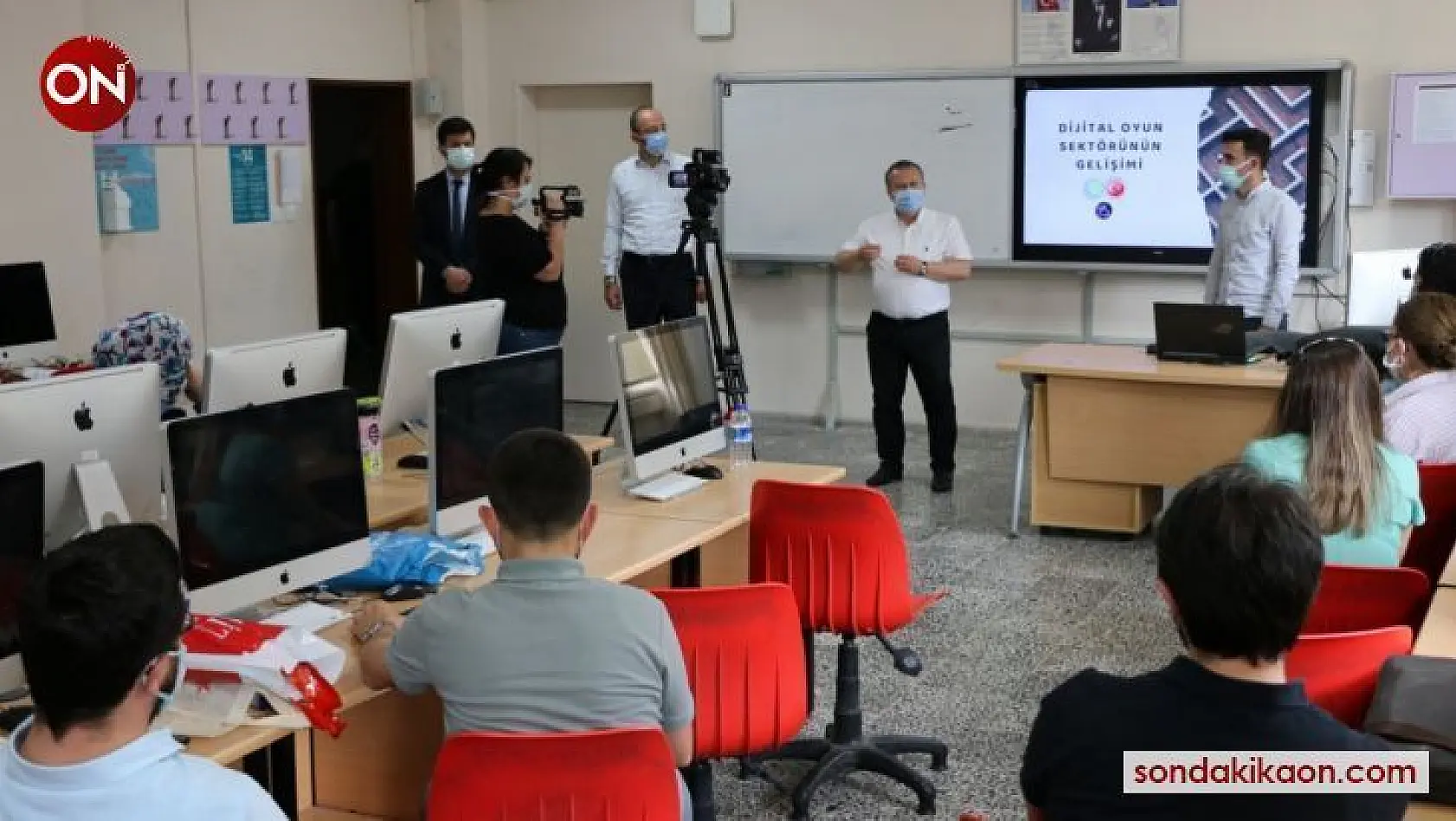 Bursa'da 30 bilişim öğretmenine 'Dijital Oyun Tasarımı' eğitimi