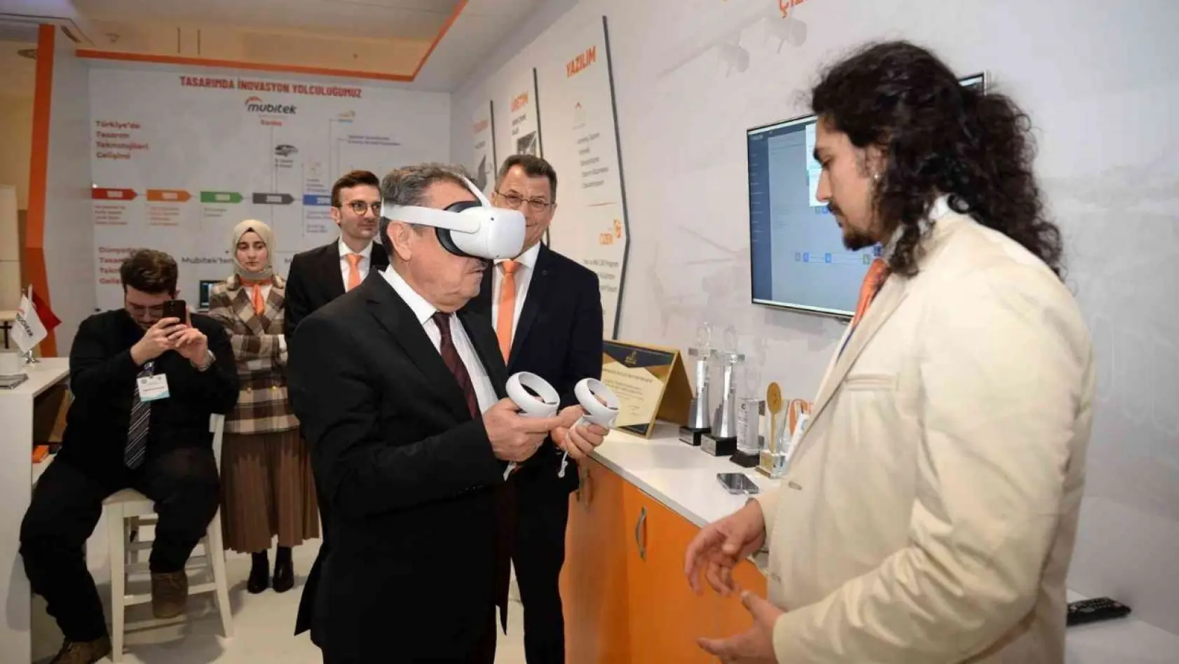 BUÜ'de Dijital Dönüşüm Teknolojileri Fuarı açıldı