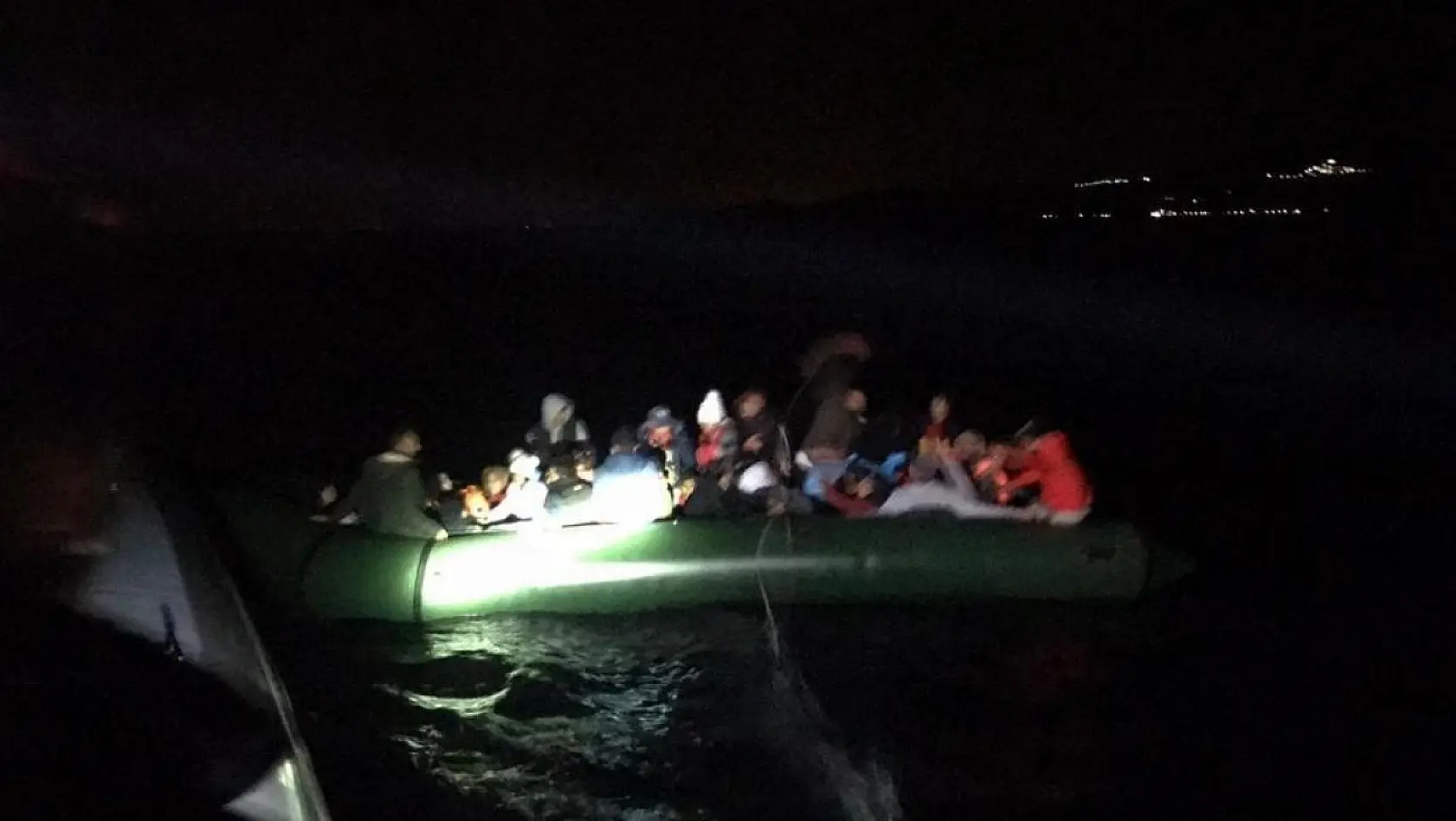 Çanakkale'de 41 kaçak göçmen yakalandı