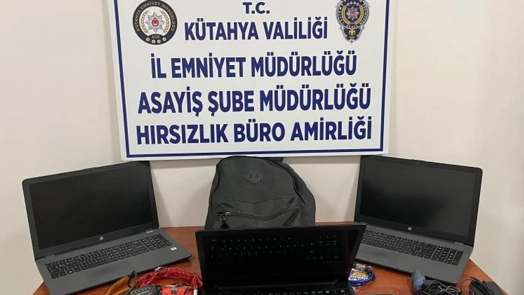 Çeşitli okullardan bilgisayarların çalınması olaylarının faili Kütahya'da yakalandı