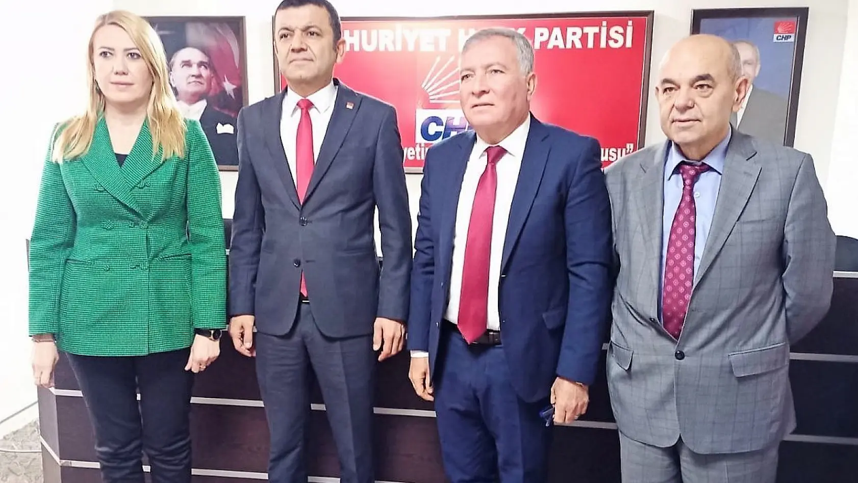 CHP'den istifa eden Başkandan ön seçim talebi