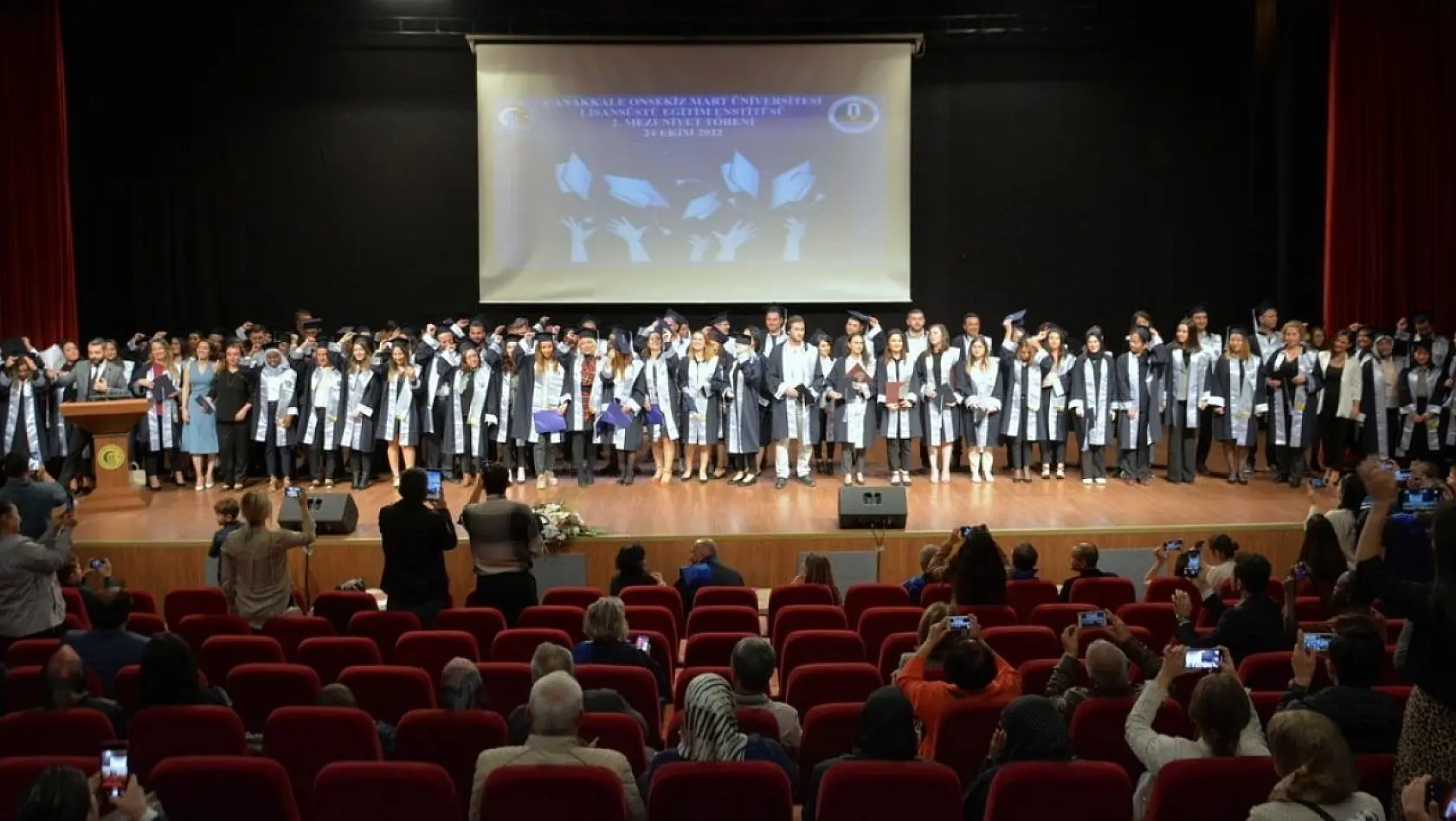 ÇOMÜ'de Lisansüstü Eğitim Enstitüsü 2. Mezuniyet töreni gerçekleşti