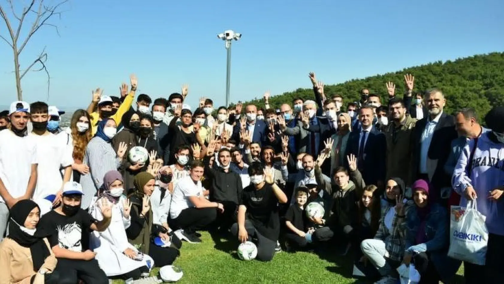 Cumhurbaşkanı Erdoğan Manisalı gençlere telefonla bağlandı