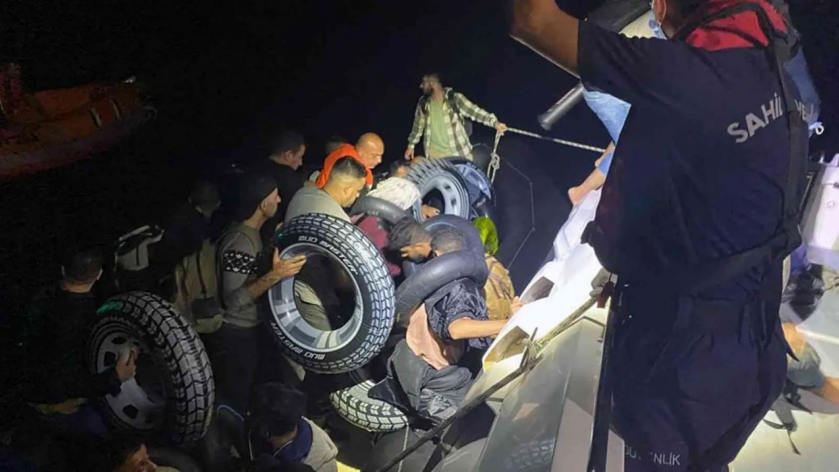 Datça'da 36 düzensiz göçmen yakalandı