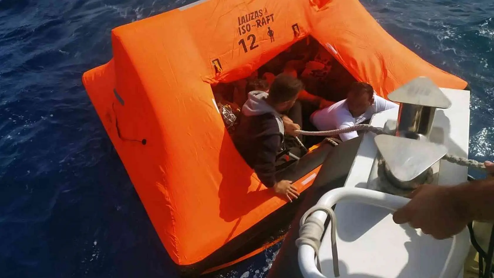 Datça ve Marmaris'te 87 göçmen kurtarıldı