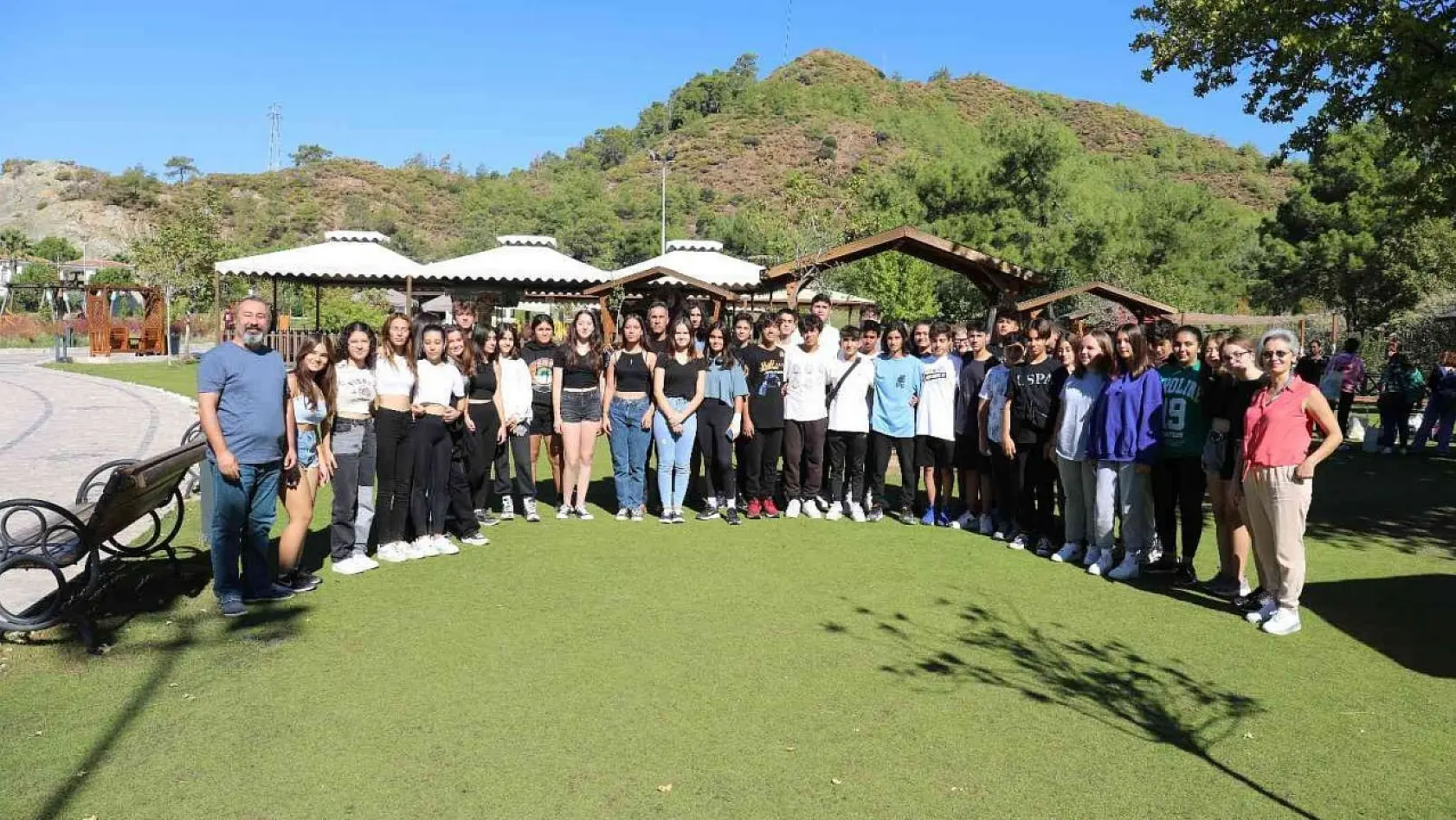 Datçalı öğrenciler Burunucu Macera Parkı'nda eğlendi