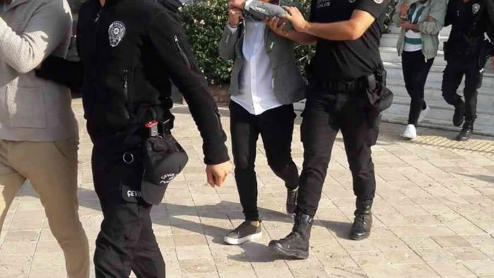 Didim'de devremülk dolandırıcılığı: 3 tutuklama