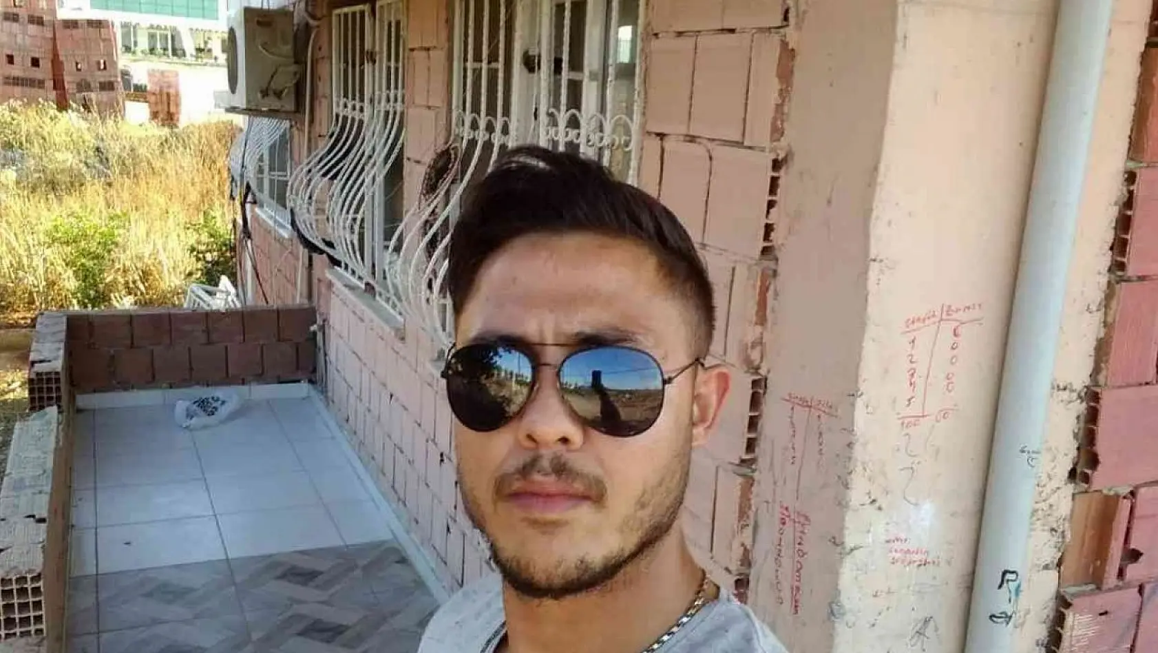 Didim'de tüfekle vurulan genç hayatını kaybetti