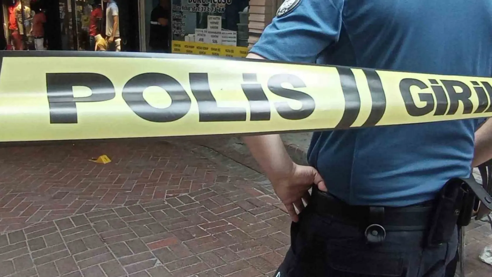 Dönerci dükkanına pompalı tüfekle saldırı