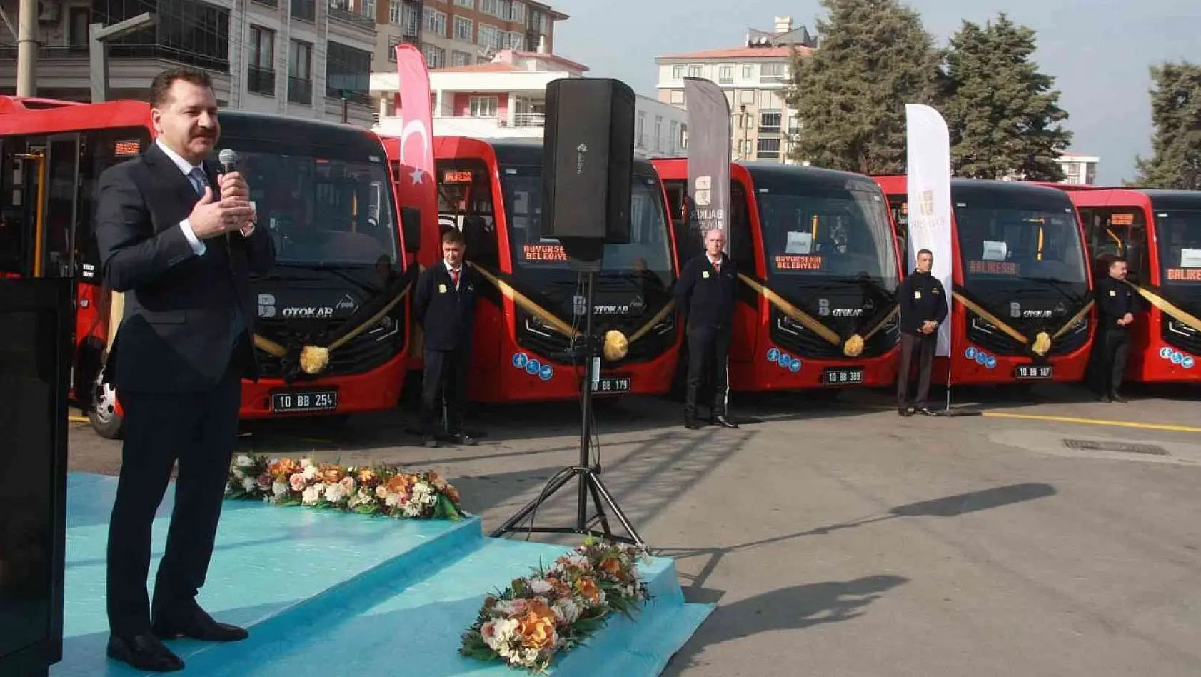 Edremit Körfez'inde yerli otobüsler hizmet verecek