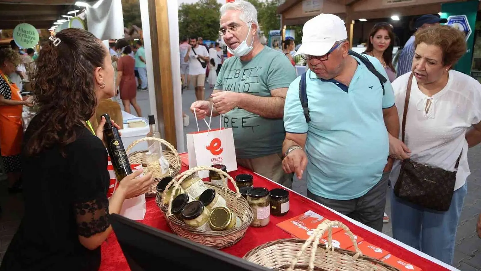 Efeler Belediyesi'nin ürünleri gastronomi fuarında görücüye çıktı