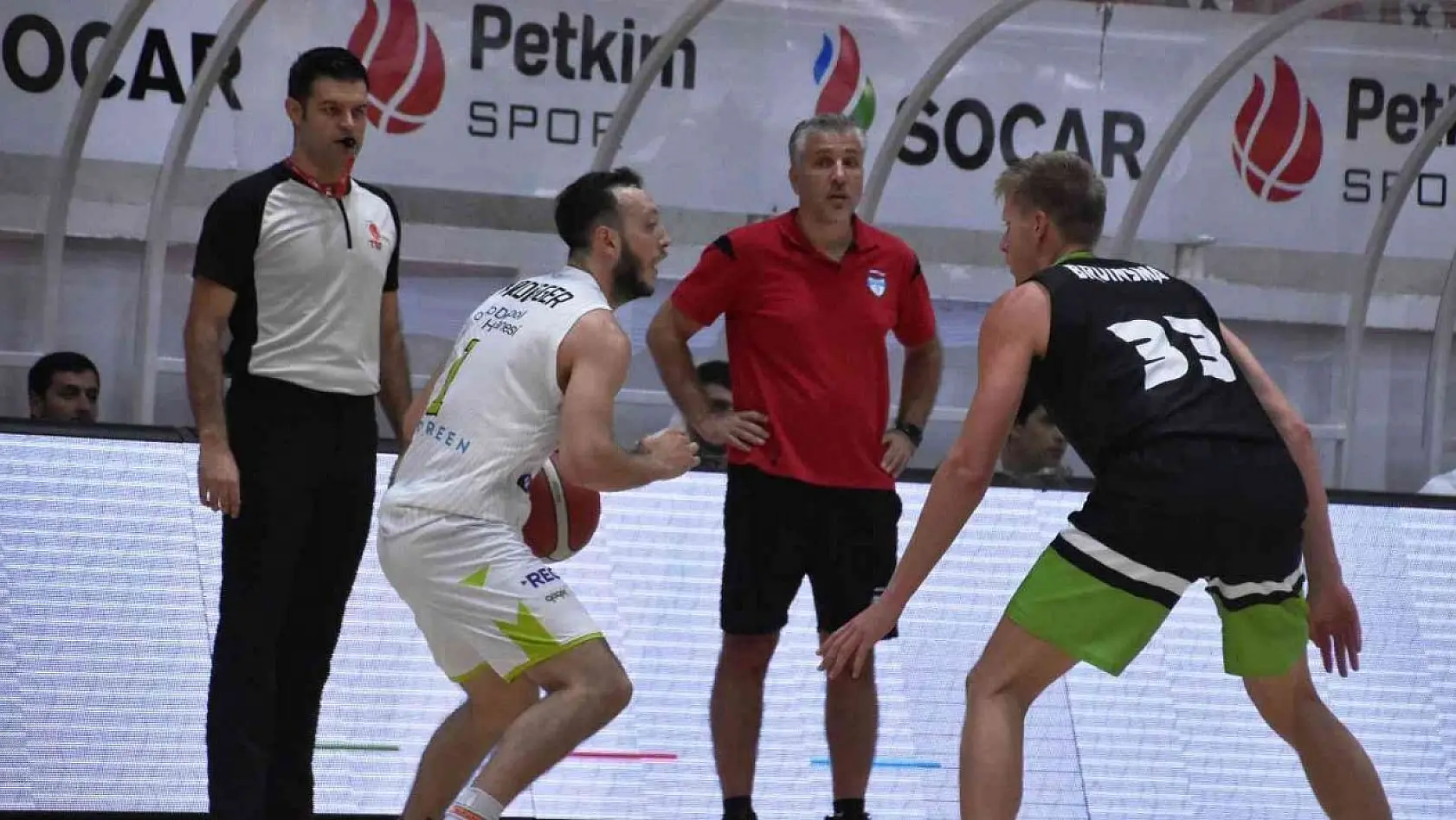 Ege Cup: Merkezefendi Basket: 74 - Manisa Büyükşehir Belediye Spor: 94