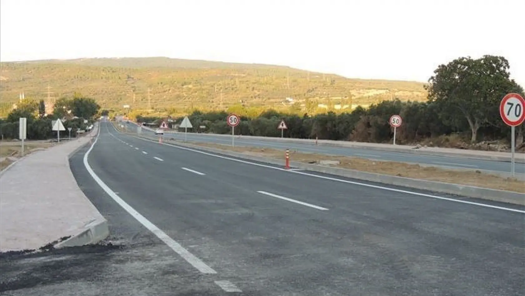 Erdek'te otomobil motosikletle çarpıştı: 1 ölü