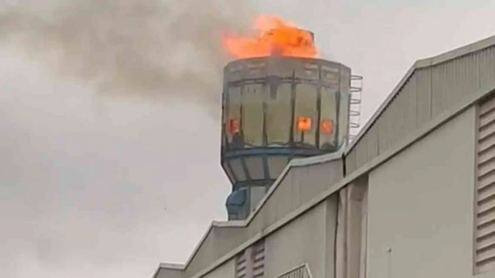 Fabrikanın talaş silosunda yangın