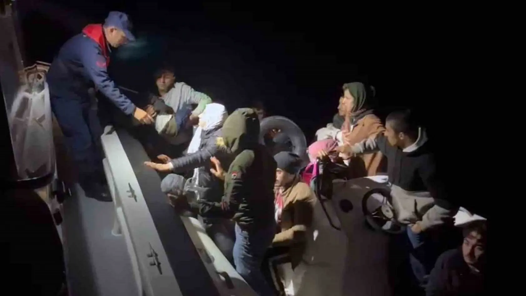 Fethiye'de 26 düzensiz göçmen kurtarıldı