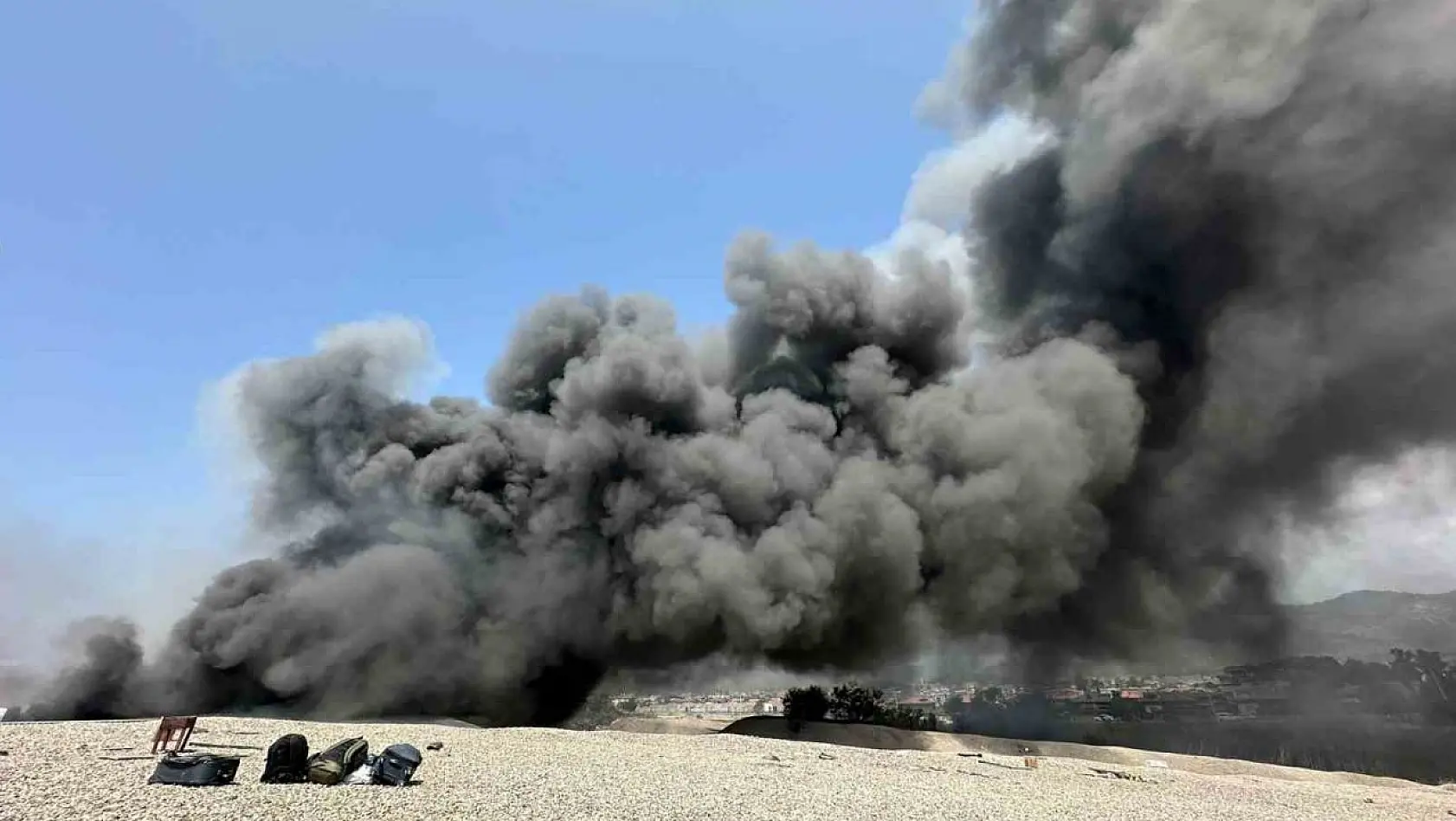 Fethiye'de konteyner yangını